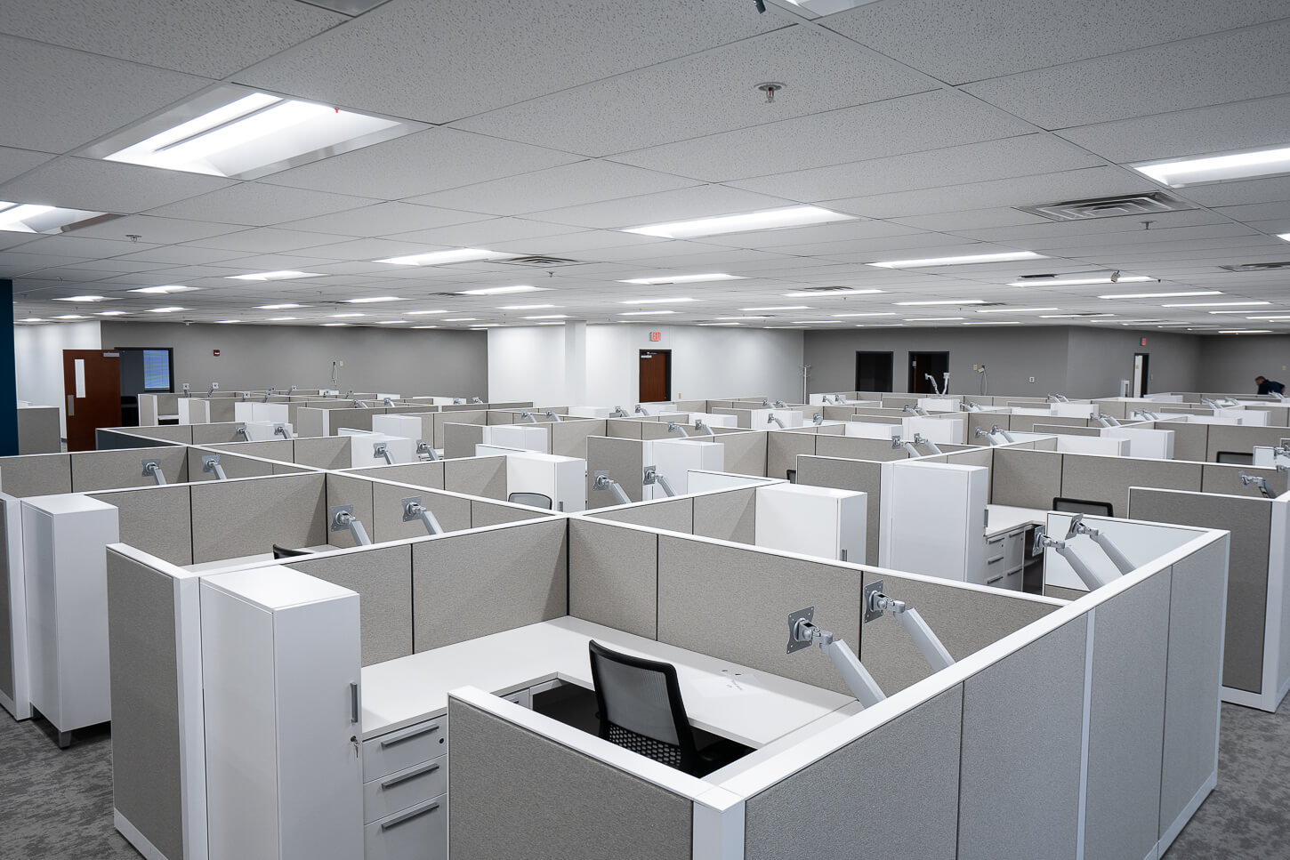 Cubicles Set Up in a Fort Wayne based businesses in a big open room with lots of workstations